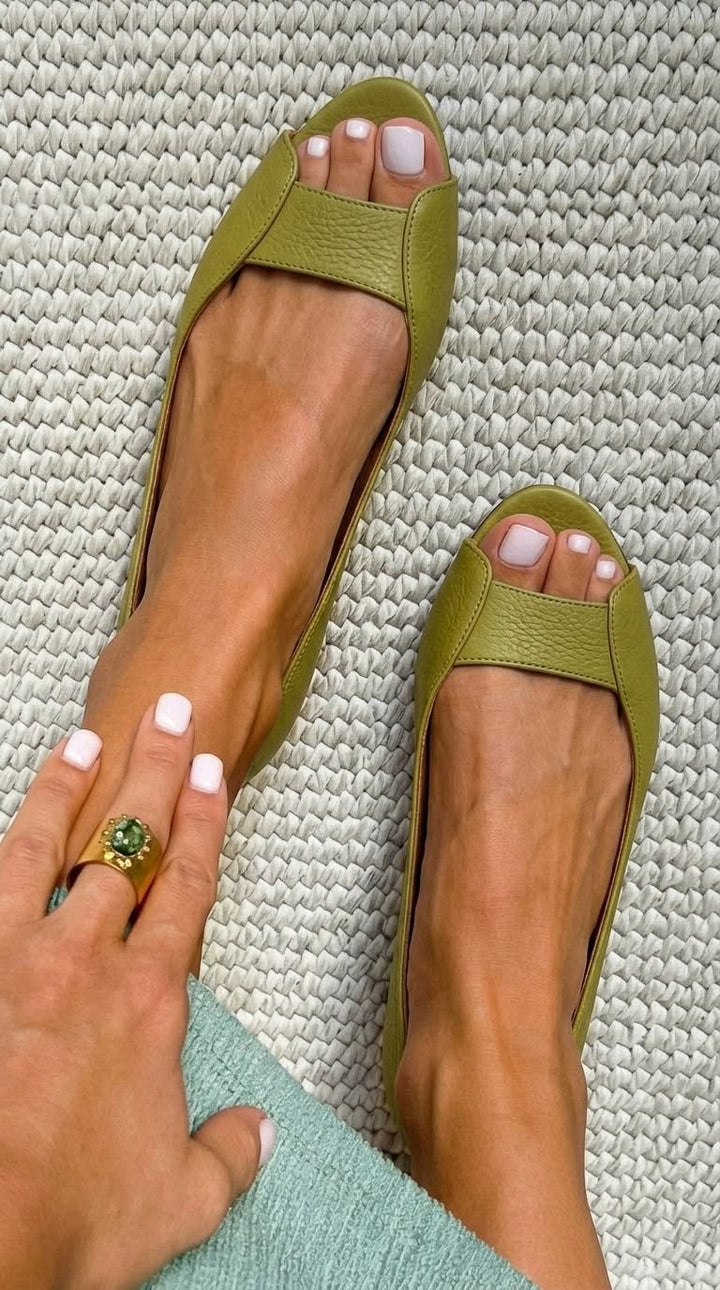 Adelina™ | Golden Comfort Chic Sandals