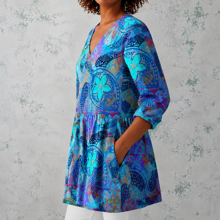 April | Long Blouse with V-Neck