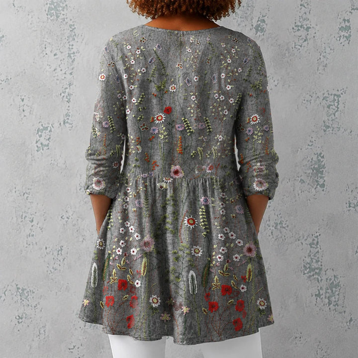 Audrey | Long Blouse with V-Neck