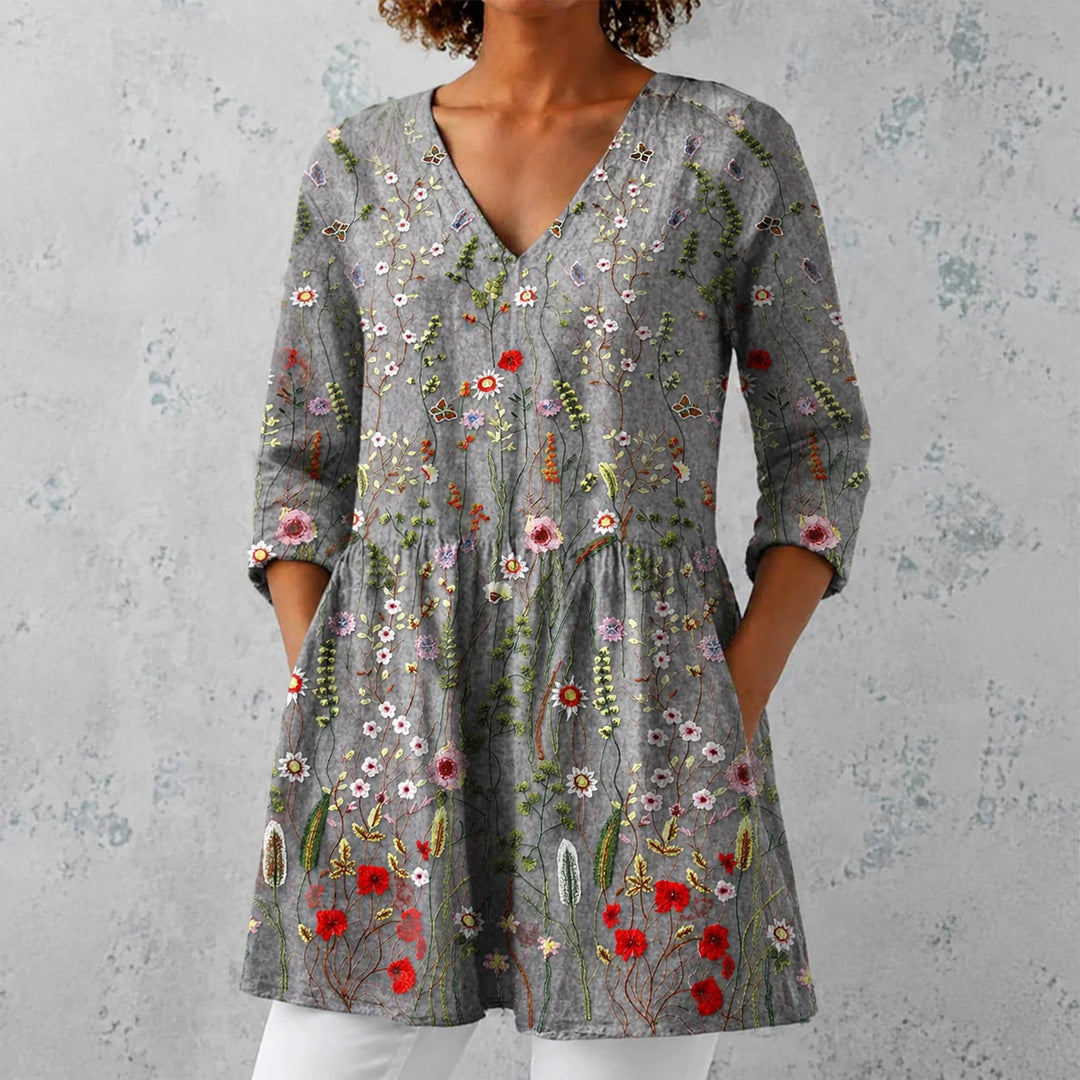 Audrey | Long Blouse with V-Neck
