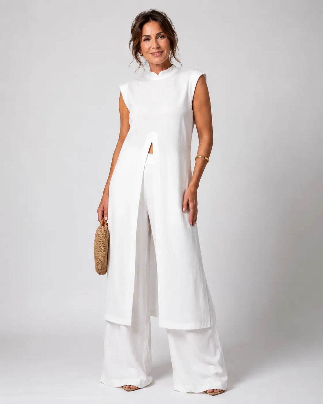 Chloe™ | Soft White Elegance